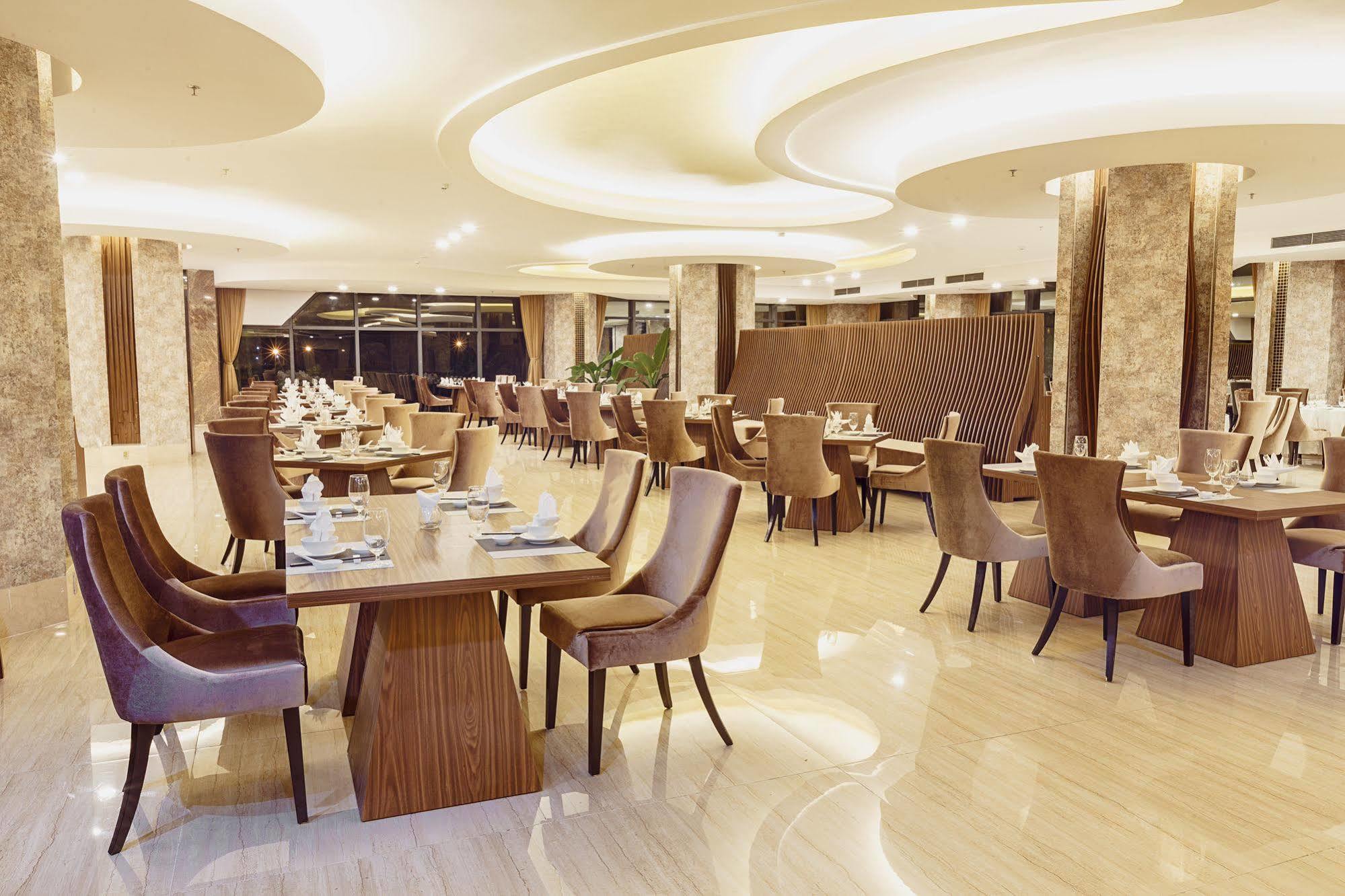 Muong Thanh Luxury Can Tho Hotel Exterior foto